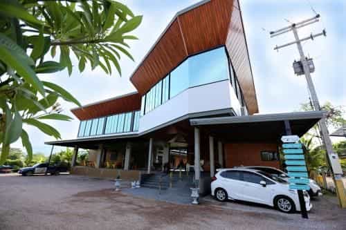 พาลาซิโอ เดอ ปราณี พาลาซิโอ เดอ ปราณี