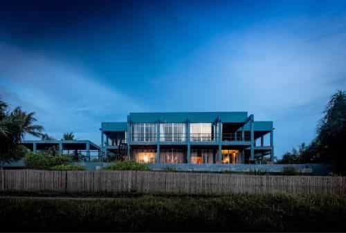 The White Pearl 8BR Modern Beachfront Pool Villa