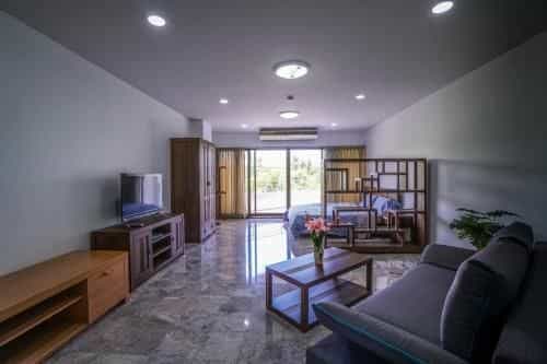 Palm Pavilion Hua Hin