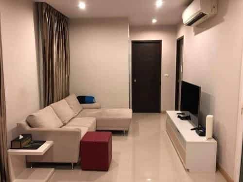 Chrisma Condo By Renvio
