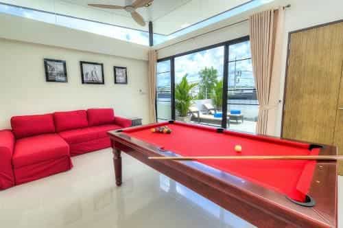 Villa Andy with pool and 800 m away from beach