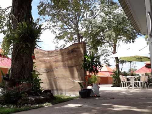 Wapi Pathum Earthen House Resort