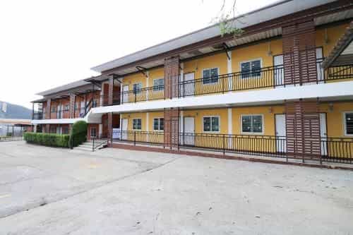 OYO 873 Smart And Smile Apartment