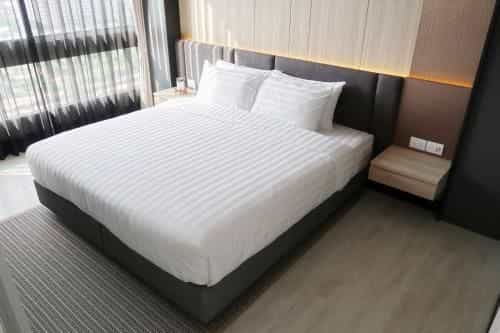 Veranda Res. SeaView 2bed 2bath 19Fl