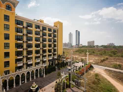 Venetian Signature Pattaya by GrandisVillas