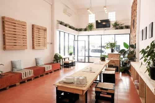 Dinba Poshtel Dinba Poshtel