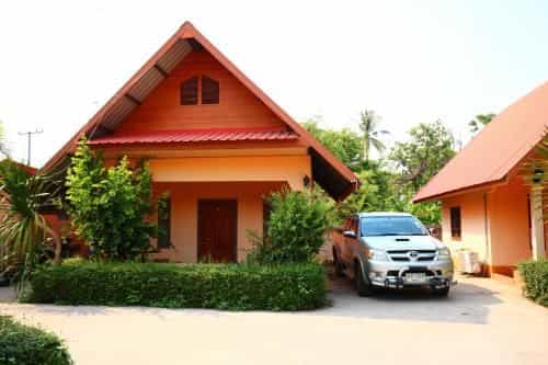 Bann Rimkhong Resort