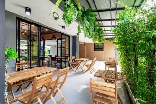 โรงแรม ลิโวเทล เอ็กซ์เพรส บางกรวย นนทบุรี - ไม่มีที่จอดรถ