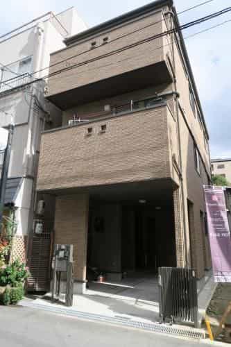 OSAKA TSURUHASHI PRIVATE HOUSE OSAKA TSURUHASHI PRIVATE HOUSE