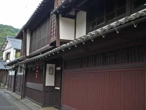โรงแรมเออร์เบิน พอร์ต