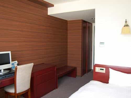 โรงแรมเออร์เบิน พอร์ต