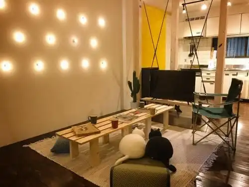 Mad Cat Hostel Osaka & Bar