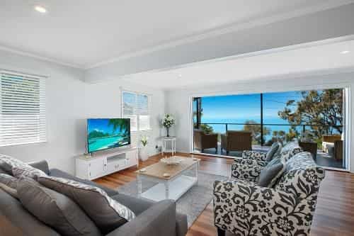 Stunning Family Escape on the Point With Bay Views