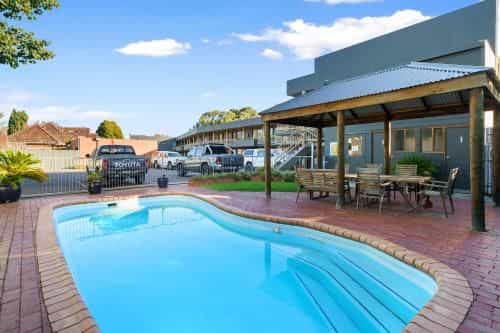 City Reach Motel