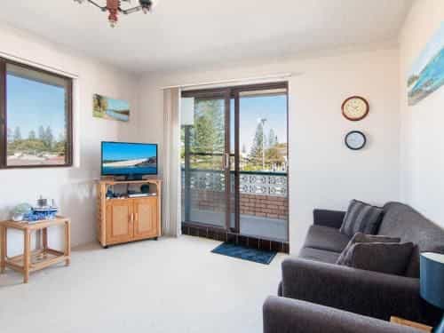 Seabreeze 4 Opposite Bowling Club