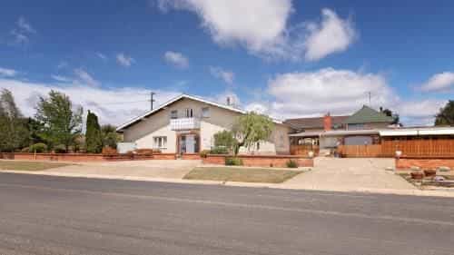 Sierra Villa Lodge