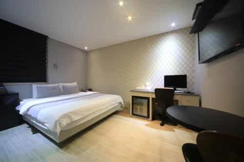 Seomyeon Jjak Hotel