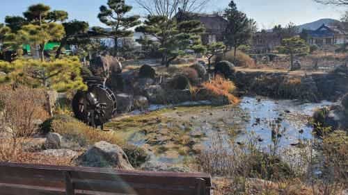 Tohyang Traditional House
