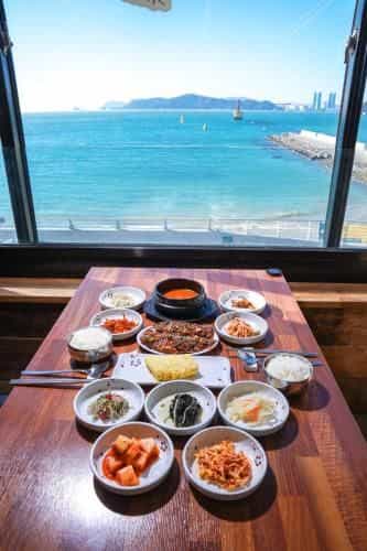Mipo Oceanside Hotel