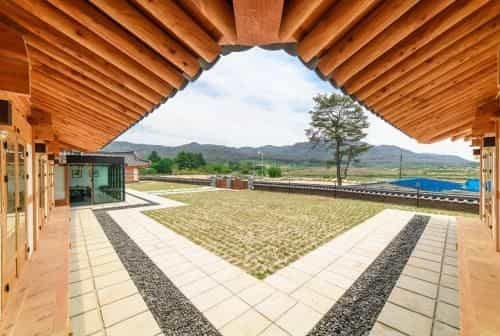 Gyeongju Hwarangroo