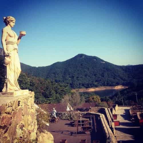 JK Shim Hotel & Resort