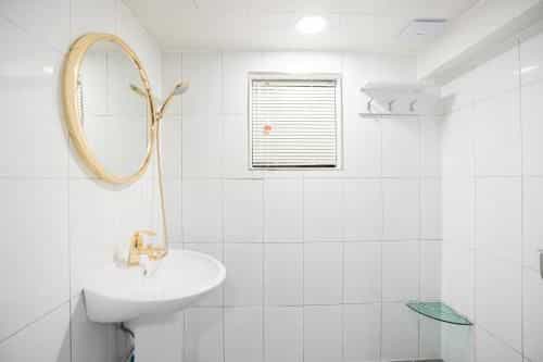 HuayuanhouseHQ2 in hongdae