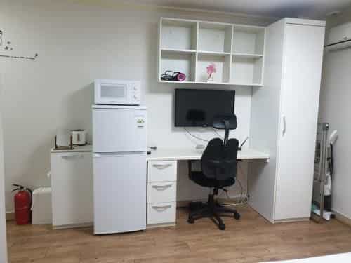 Min House