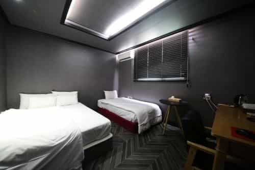 H Motel