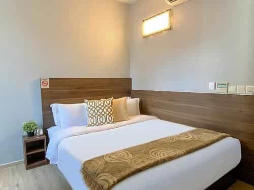 ST Signature Bugis Beach [8 Hours, 11PM-7AM] (SG Clean, Staycation Approved)