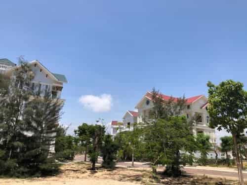 THE VILLA HIEU HY THE VILLA HIEU HY