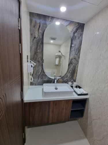 Hotel Tri Le PREMIER
