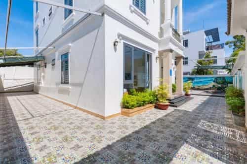 Luxury C2.50 Villa