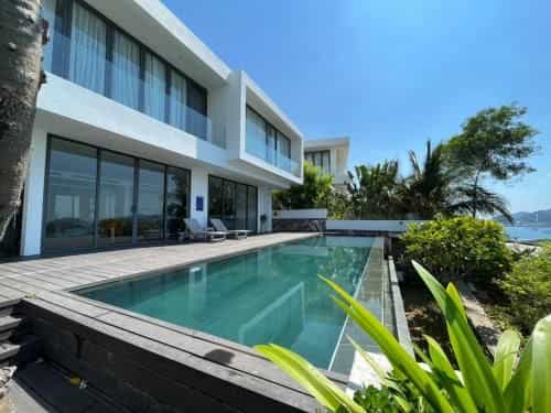 Casa Blanca Villas