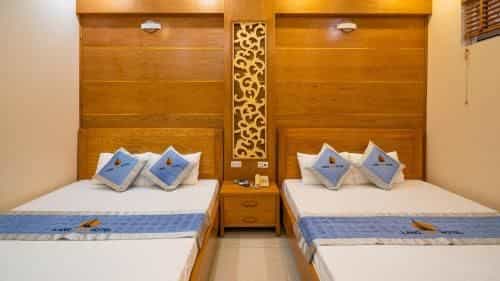 โรงแรมลาง ชาย
