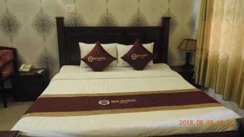 Que Huong Hotel Que Huong Hotel