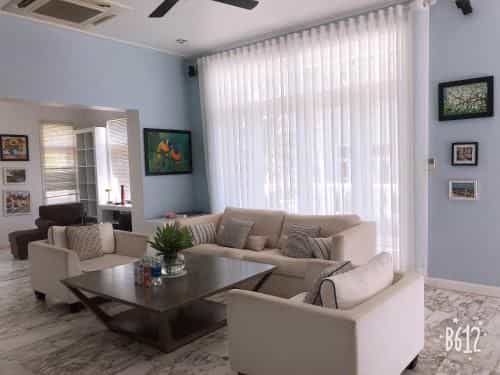 LuxSea Villa