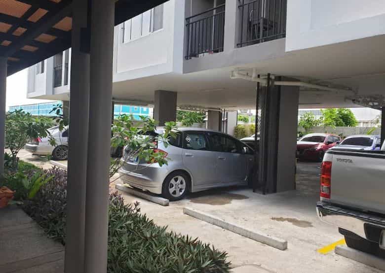 iResidence Hotel Pathumthani