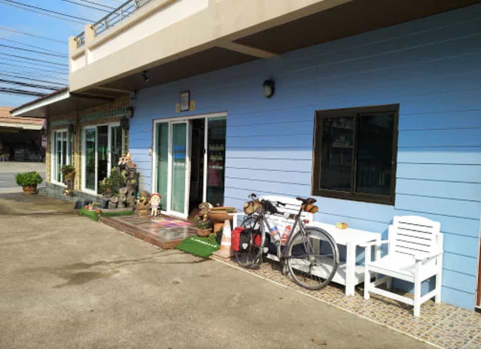 Aim Sook Hotel Bangsabhan