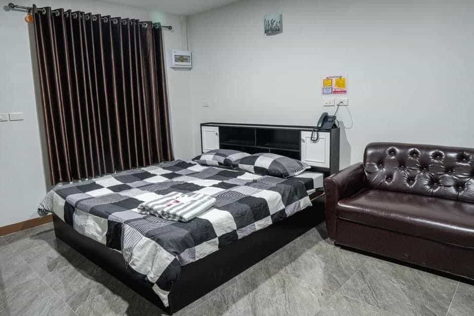Baan Suan Homestay Watklang Bangphra Baan Suan Homestay Watklang Bangphra
