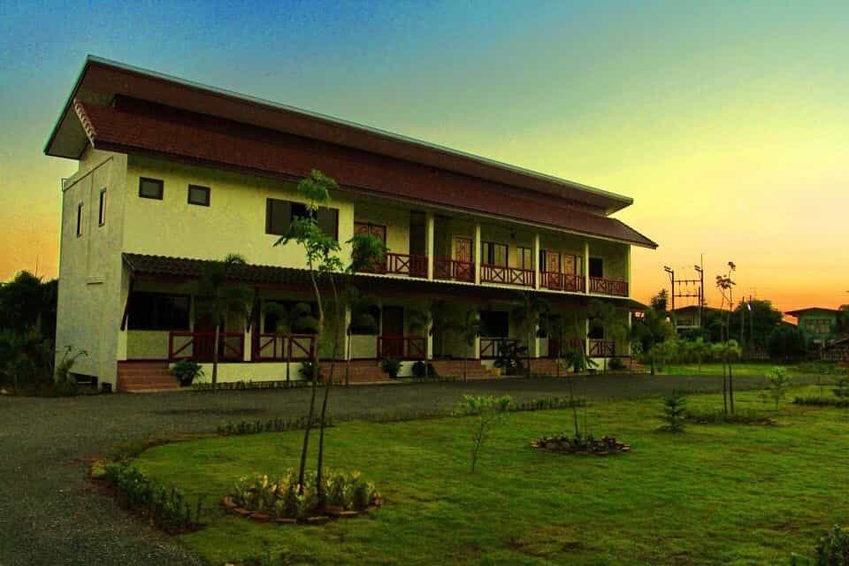 Chiang Khum Tailue Resort