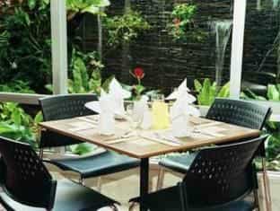 Hadyai Golden Crown Hotel
