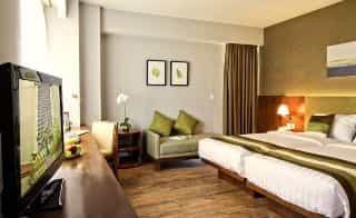 Grand Whiz Kelapa Gading Grand Whiz Kelapa Gading