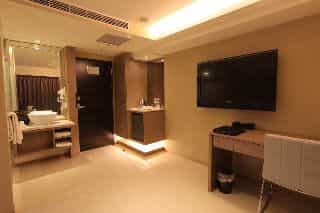 โรงแรมเนสท์ โรงแรมเนสท์