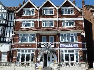Coasters Hotel & Holiday Apartments Coasters Hotel & Holiday Apartments