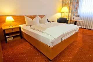 Novina Sudwestpark Hotel Novina Sudwestpark Hotel