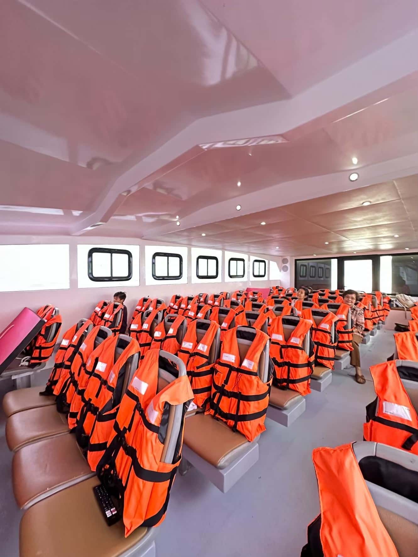 From Koh Mak: Shared Van & Ferry Transfer to Pattaya3