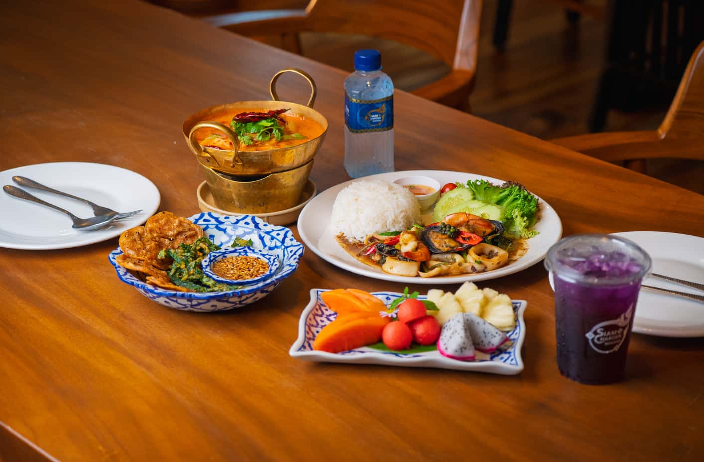 ล่องเรือไฟฟ้าเจ้าพระยา + ทานอาหารบ้านโบราณ 150 ปี (เลือกได้)3