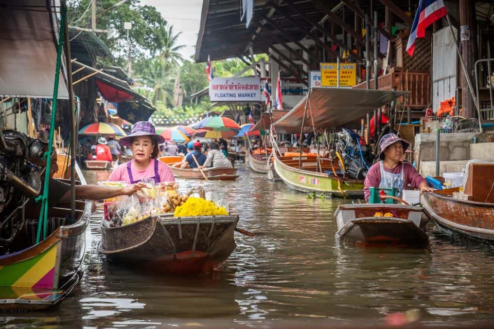 ทัวร์ตลาดรถไฟกรุงเทพฯ และตลาดน้ำดำเนินสะดวก พร้อมบริการรับ-ส่ง ทริปเที่ยว และเดย์ทริป3