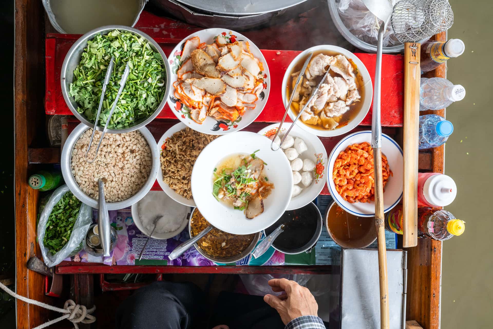 ทัวร์ตลาดรถไฟกรุงเทพฯ และตลาดน้ำดำเนินสะดวก พร้อมบริการรับ-ส่ง ทริปเที่ยว และเดย์ทริป4