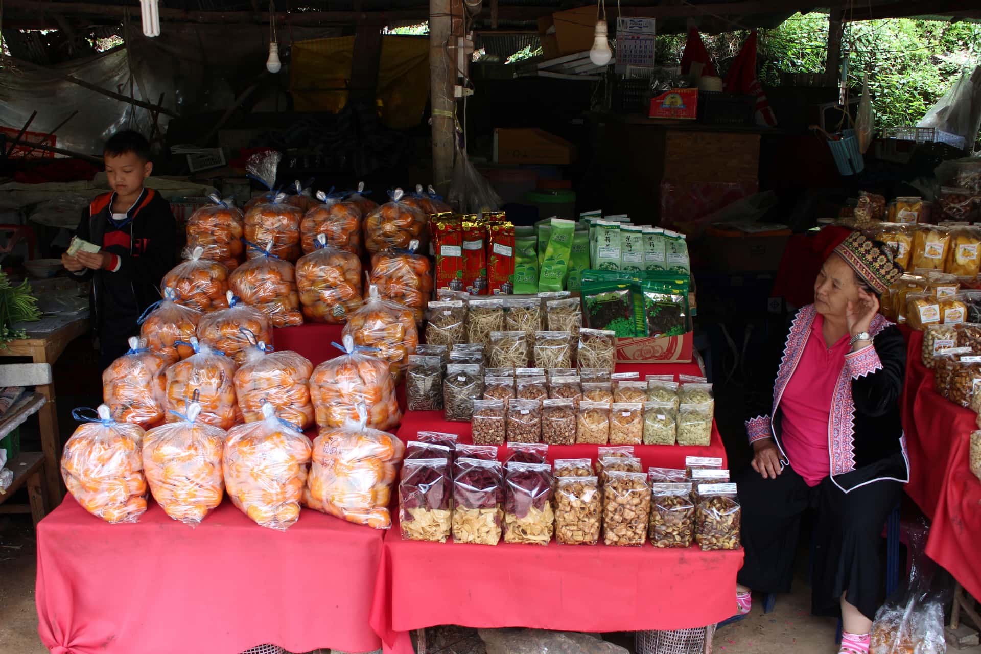 Doi Inthanon National Park Day Tour : Thailand's Highest Point Trips and Day Trips3